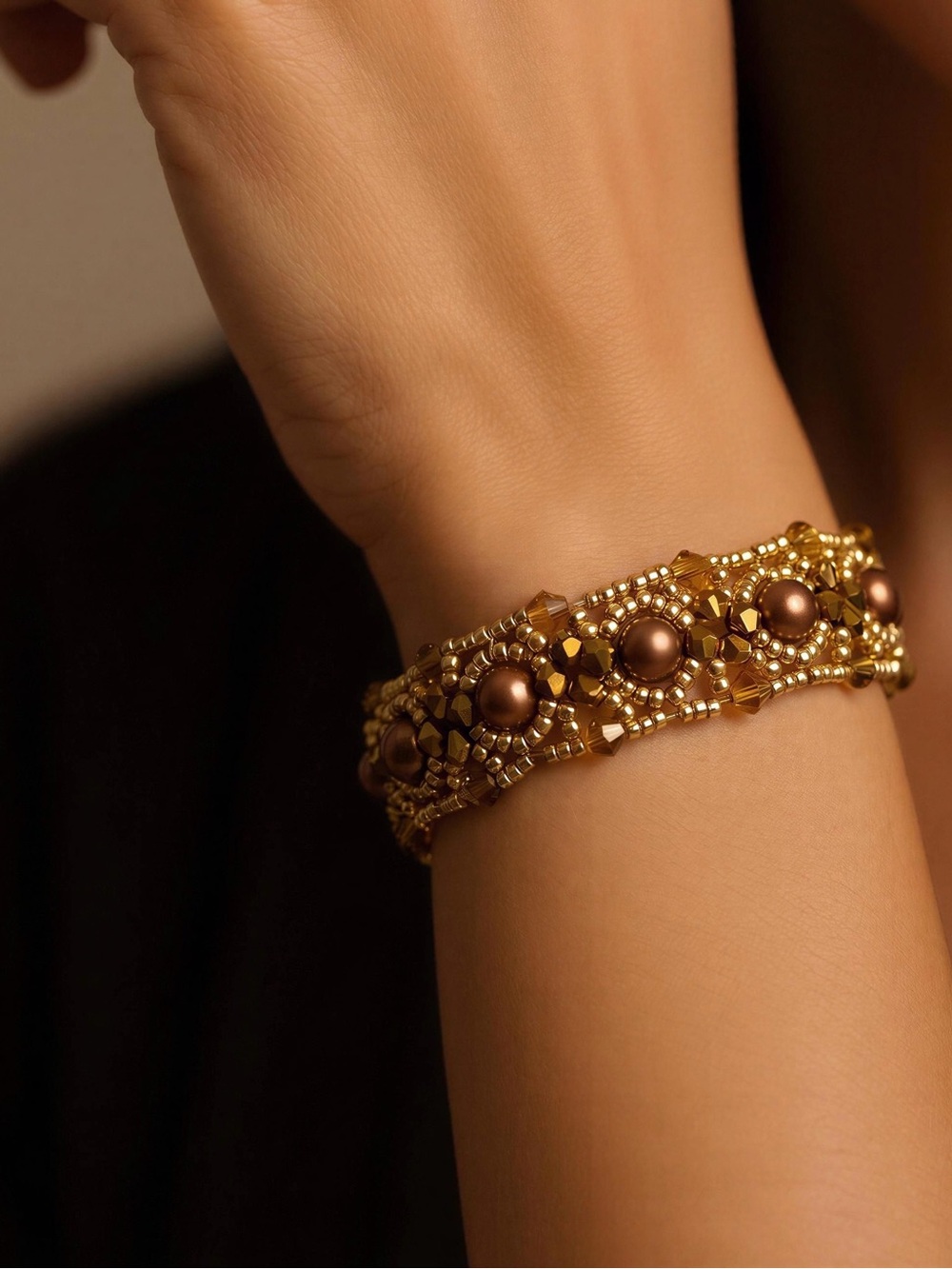 Gold and Bronze Beaded Women's Bracelet